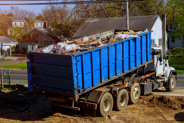 Best Construction Debris Removal  in Holiday, FL